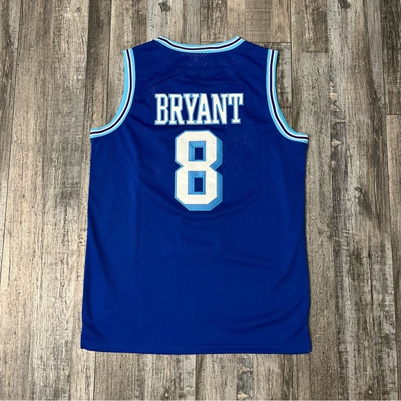 Los Angeles Lakers Kobe Bryant Jersey - Picture 2 of 4